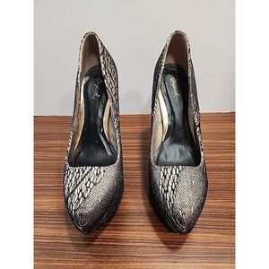 Qupid Womens 8  Platform Heels Gold W Black Lace‎ Iridescent Glitter